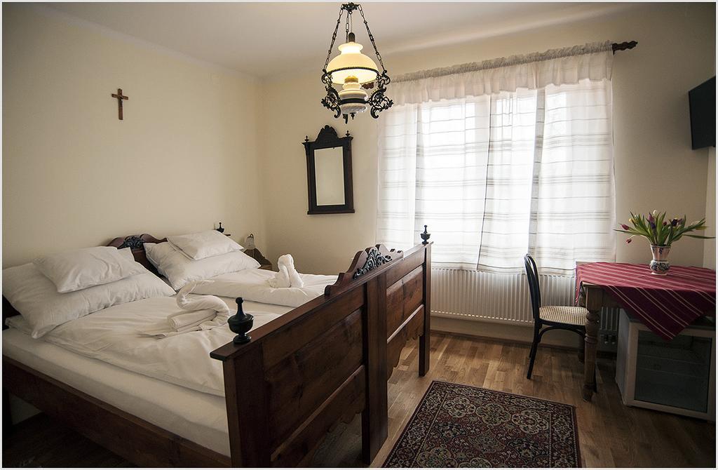 Szent Gellert Borhaz Es Vendegfogado Bed & Breakfast Mako Room photo